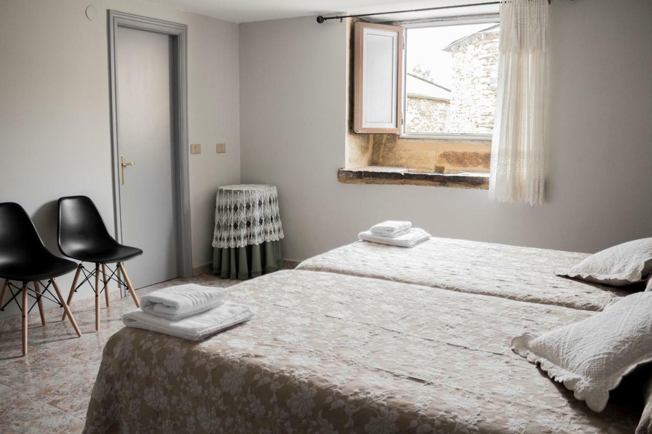 Pension Casa Maruja Castromayor ภายนอก รูปภาพ